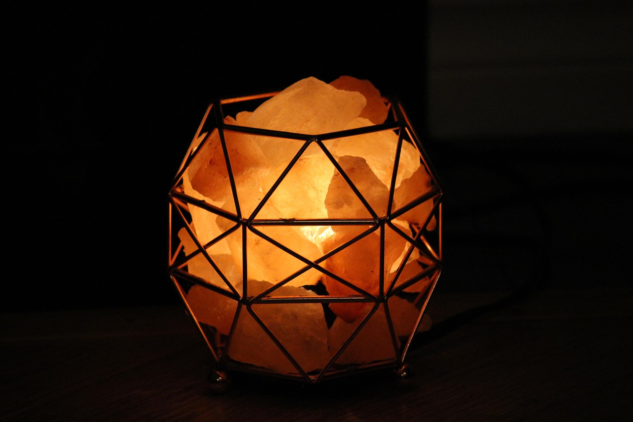 Himalayan salt lamp detail